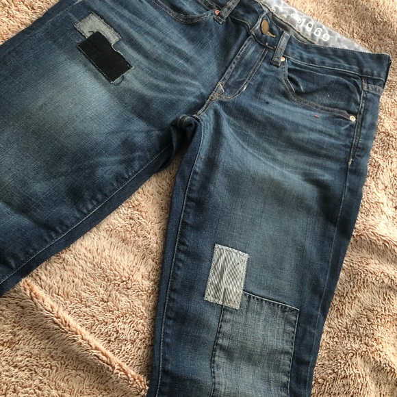 Cute Gap jeans with patch 👖 - Picture 2 of 4
